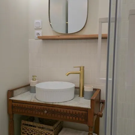 25m2, Clim, Parking, Proche Centre Et Transport Apartment Antibes