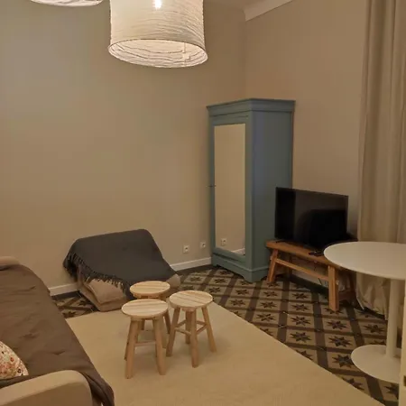 Apartment 25m2, Clim, Parking, Proche Centre Et Transport *