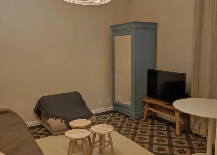 Apartment 25m2, Clim, Parking, Proche Centre Et Transport *